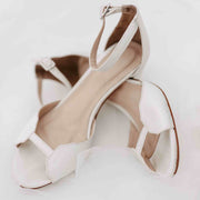 Brautschuh-PinkBlueberry-sandale-ivory-satin