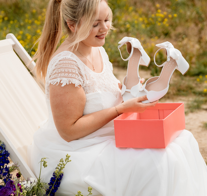 Diese Dinge solltest du beim Brautschuhkauf beachten!