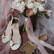 Brautschuhe Ivory mit handbesetzten Perlen - Bequeme Hochzeitsschuhe hoch - Braut Perle - Roxy Ivory Pearls