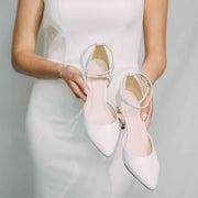 Brautschuhe_PinkBlueberry_Pump_weiss